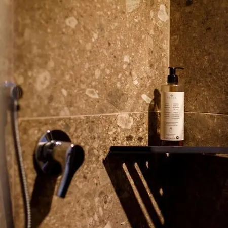 P House * Болонья